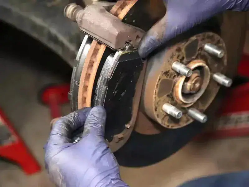how to correctly install your brake pads & shoes (1)